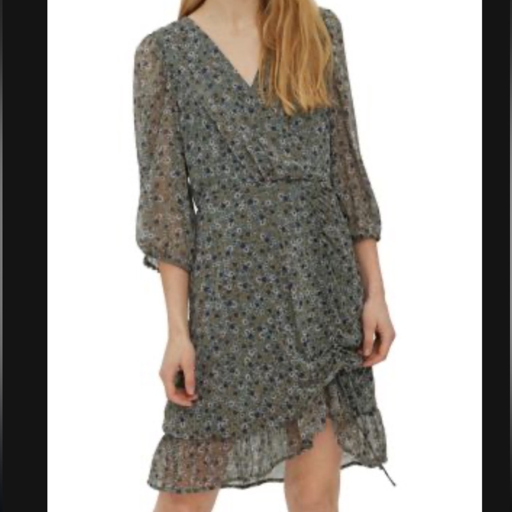 VERO MODA Chi three-quarter floral dress